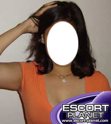 Escortgirl Divya Sinha from India based in Mumbai